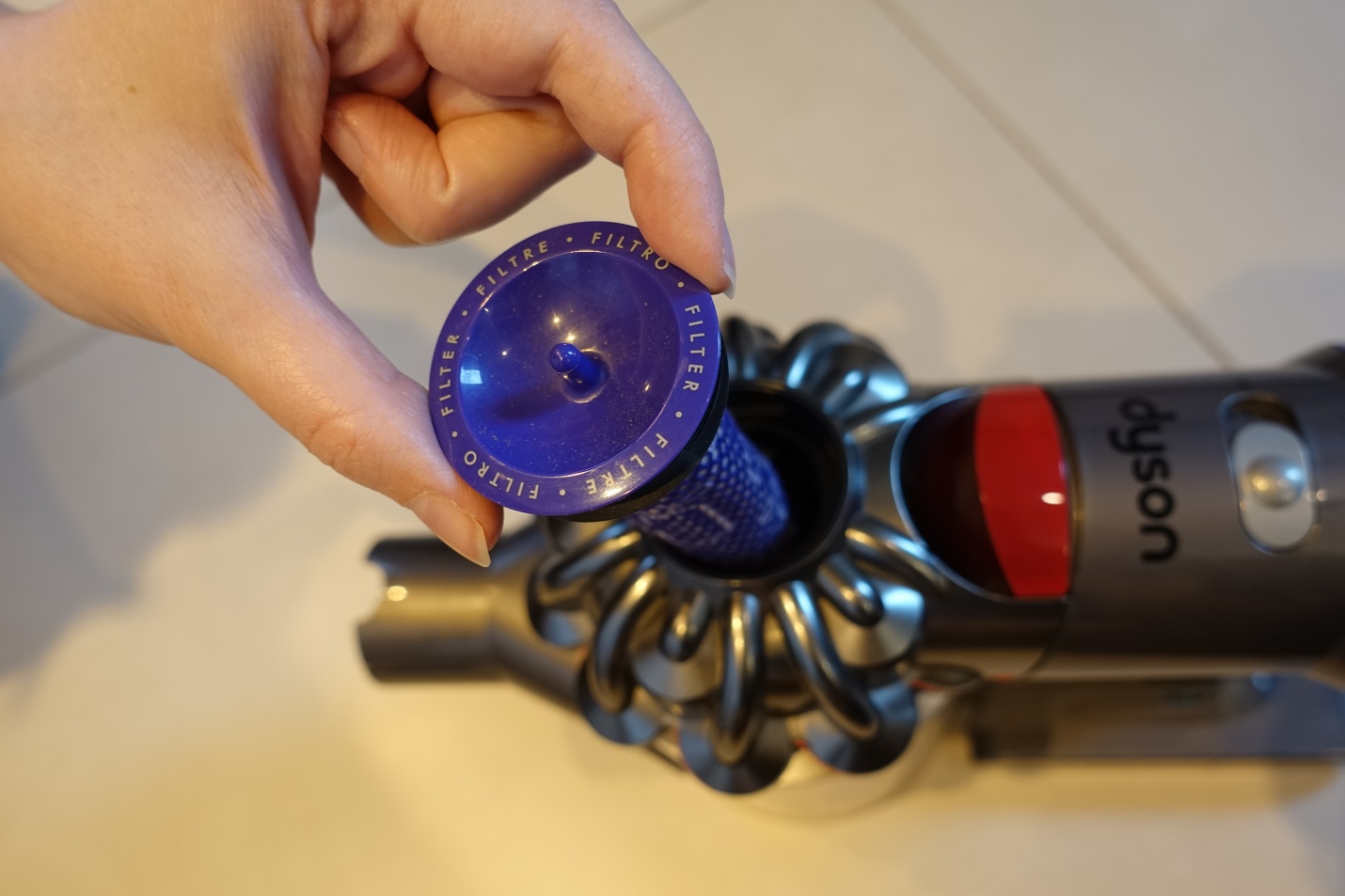 Dyson V10 Won’t Turn On? Stopped Working? FixIt Now Dyson Fixing